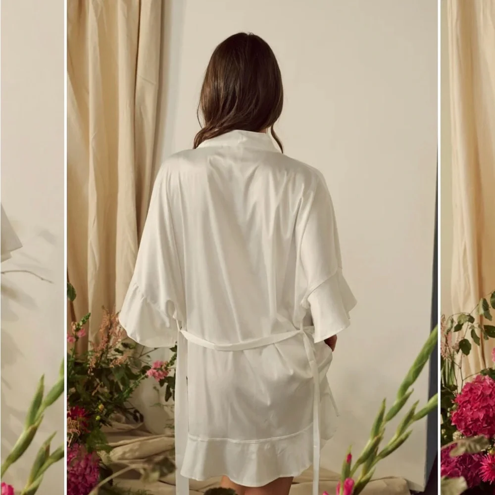 Bridal Robe - Picture 5 of 6